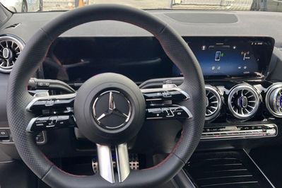 Mercedes GLA 200 AMG Line