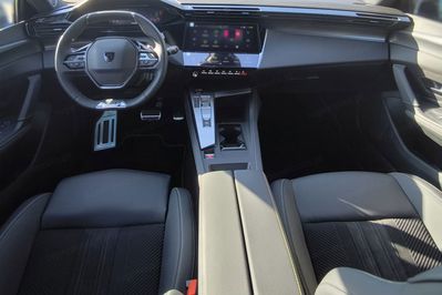 Peugeot 308 GT EAT8  1.2 PureTech