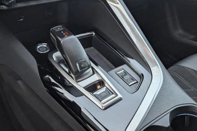 Peugeot 5008 2.0 BlueHDI GT 7os.