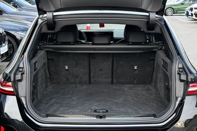 BMW Seria 5 Touring 520d xDrive M Sport
