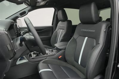 Ford Ranger Stormtrak PHEV A10 4x4