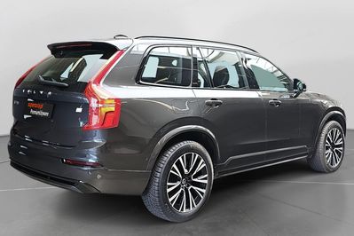 Volvo XC90 T8 AWD Plug-In Hybrid Plus Dark 7OS