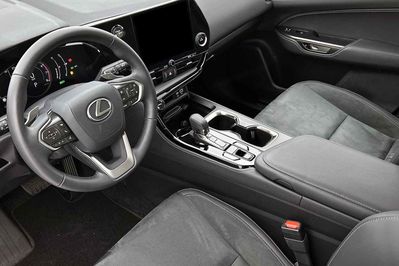 Lexus NX 350h Elegance 2.5 Hybrid