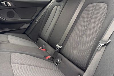 BMW Seria 1 118i Advantage