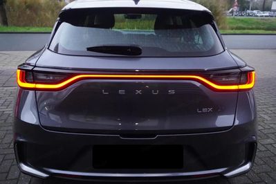 Lexus LBX Elegant 1.5 Hybrid