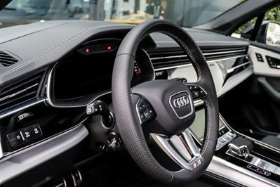 Audi Q7 SQ7 TFSI quattro