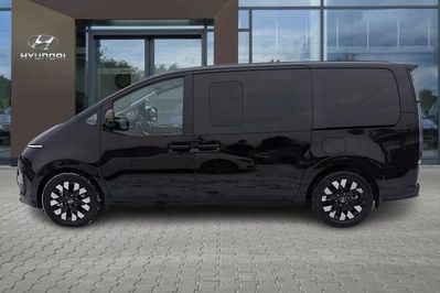 Hyundai Staria 1.6 T-GDI HEV Luxury aut