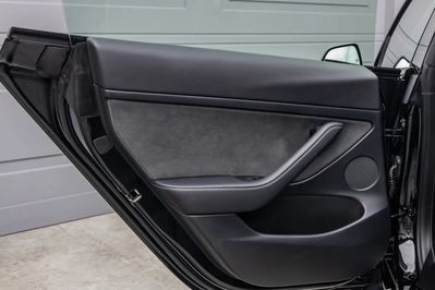 Tesla Model 3 3 Long Range AWD