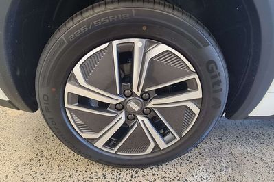 Geely Starray EM-i 1.5 PHEV Pro