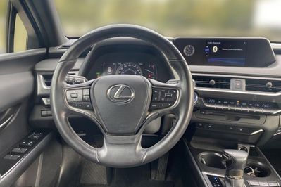 Lexus UX 250h F Impression 2WD