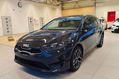 Kia Ceed 1.5 T-GDI Tribute DCT