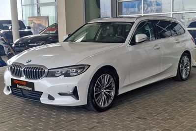 BMW Seria 3 320d xDrive Luxury Line aut
