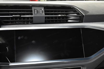 Audi Q3 35 TFSI S line