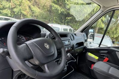 Renault Master Doka