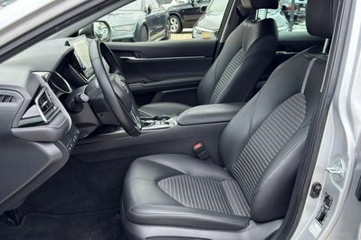 Toyota Camry 2.5 Hybrid Prestige