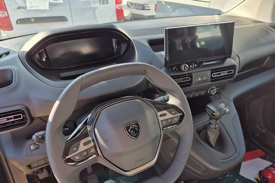 Peugeot Partner Van L2H1 Zabudowa Brygadowa