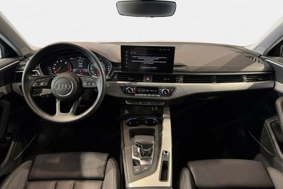 Audi A4 35 TFSI mHEV S tronic