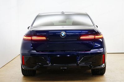 BMW Seria 7 740d xDrive M Sport