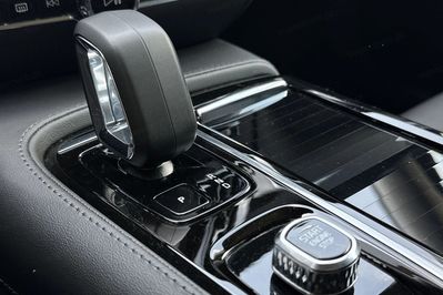 Volvo V60 T6 AWD Plug-In Hybrid Plus Dark aut