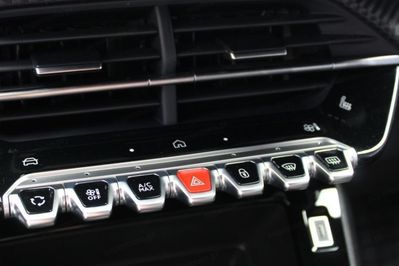 Peugeot 2008 Edition e-DCS6 PureTech mHEV