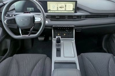 Chery Tiggo 4 Essential  1.5 T-GDI HEV DHT