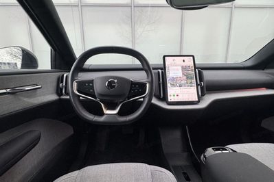 Volvo EX30 Single Motor Long Range Ultra