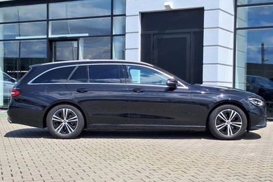 Mercedes Klasa E Kombi 220 d Avantgarde