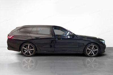 BMW Seria 5 520i mHEV aut