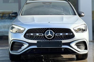 Mercedes GLA 220 4-Matic AMG Line