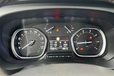 Peugeot Traveller L2H1 Long Business Vip
