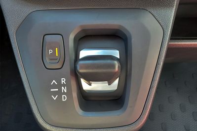 Renault Trafic L2H1 AT9