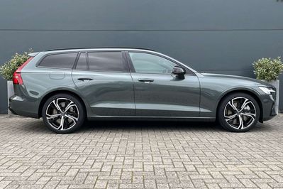 Volvo V60 B4 Ultra Dark
