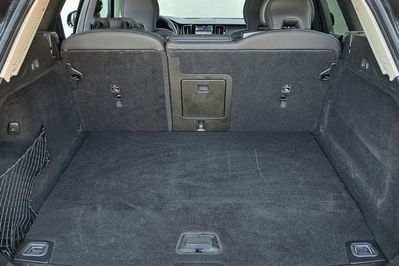 Volvo XC60 T6 Plug-In Hybrid AWD Plus Dark