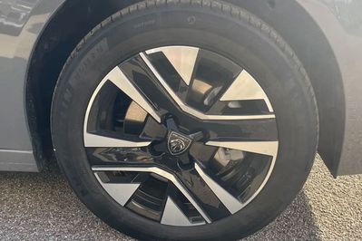 Peugeot 208 Allure 1.2 PureTech