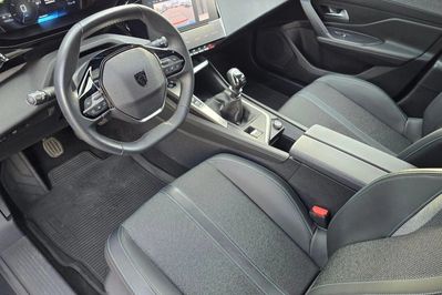 Peugeot 308 PureTech Allure Pack S&S EAT8
