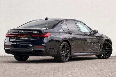 BMW Seria 7 750i xDrive sport-aut