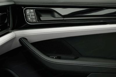 Porsche Panamera 4 E-Hybrid