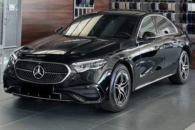 Mercedes E Klasa 220 d 4-Matic AMG