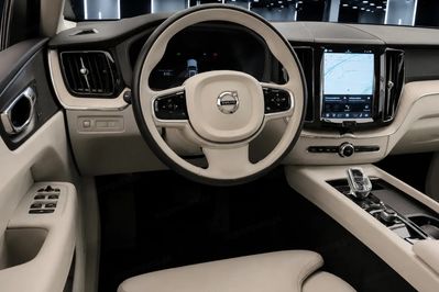 Volvo XC60 T6 Plug-In Hybrid AWD Inscription aut