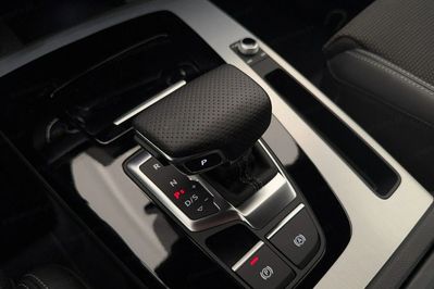 Audi Q5 40 TFSI mHES Line tronic