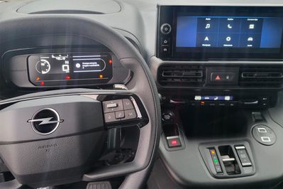 Opel Combo Van Cargo XL L2H1 EAT8