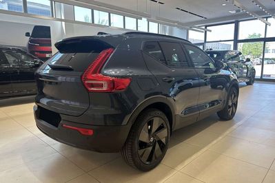 Volvo XC40 B4 Plus Black Edition