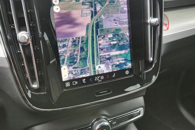 Volvo XC40 B3 Plus Dark aut