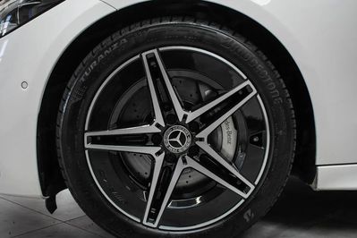 Mercedes Klasa C 200 4-Matic AMG