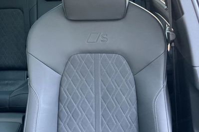Audi A6 40 TDI mHEV S tronic