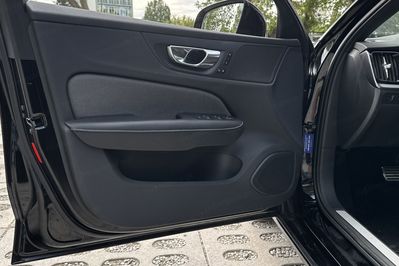 Volvo S60 B5 B AWD R-Design