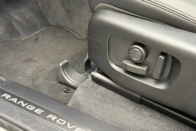 Land Rover Range Rover Velar D200 Dynamic SE