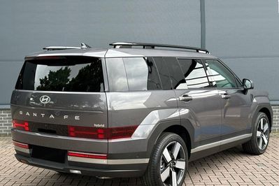 Hyundai Santa Fe 1.6 T-GDI HEV Platinum 4WD aut 7os.