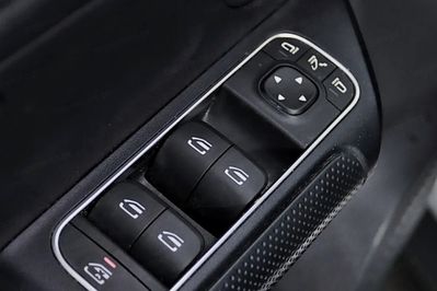 Mercedes GLA 200