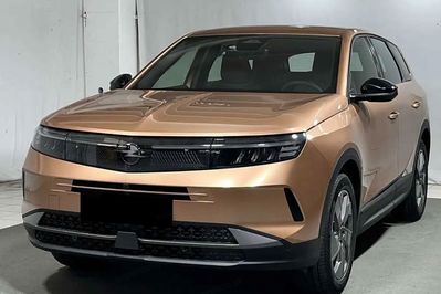 Opel Grandland X Edition eDTC6 1.2 Turbo mHEV